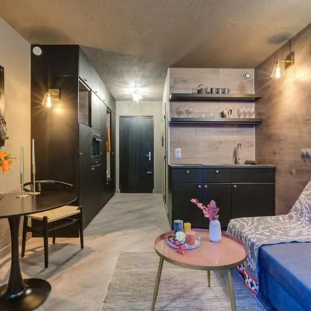 Апартаменты Studio Close To The Slopes *